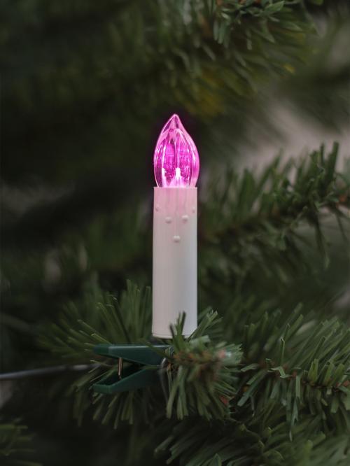 lampka choinkowa świecącą różowym światłem